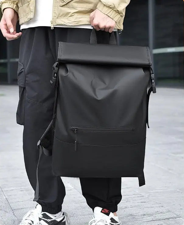 Roll-Top Outdoor Backpack - 25-35 Litre
